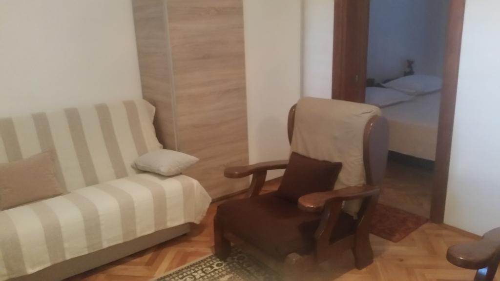 Apartment B&K Raslina Exterior photo
