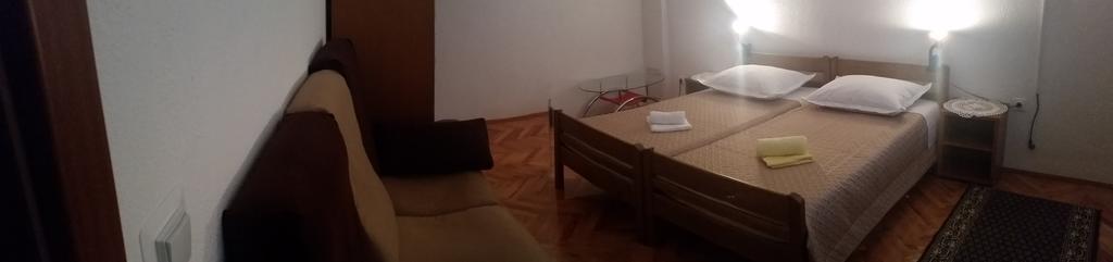 Apartment B&K Raslina Exterior photo